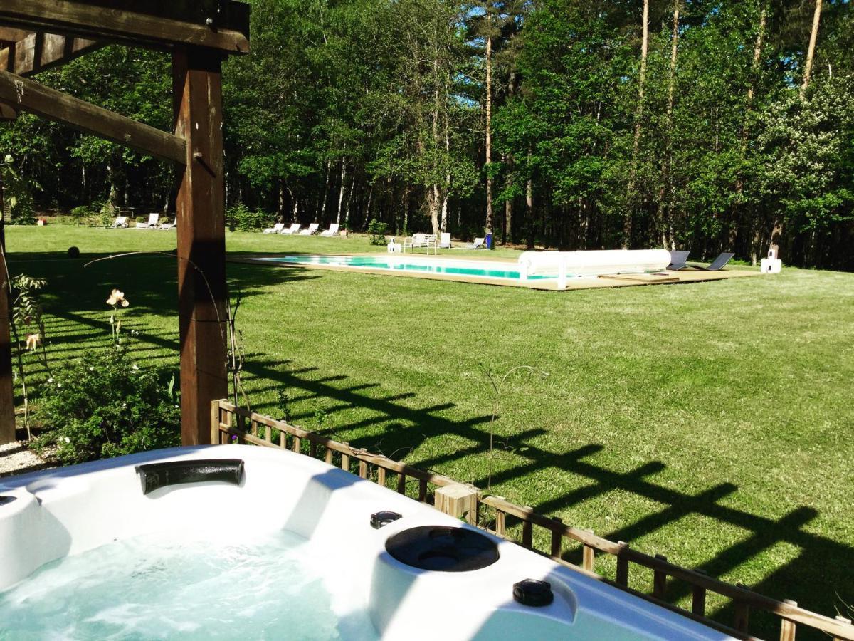 Chateau Des Essards Avec Piscine Et Jacuzzi Ланже Экстерьер фото